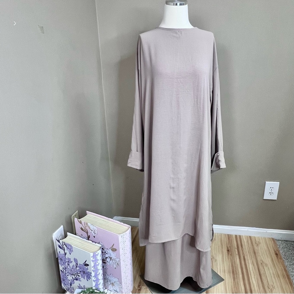 Tunic Abaya Set in Taupe